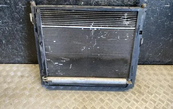Mercedes-Benz ML W166 Coolant radiator A0995000104