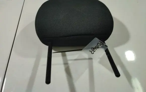 Toyota Yaris Front seat headrest 