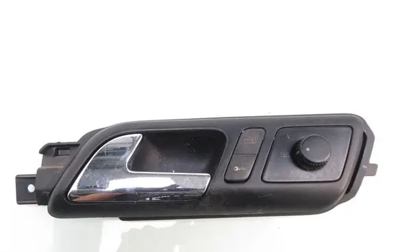 Volkswagen Polo IV 9N3 Front door interior handle 6Q1837247G