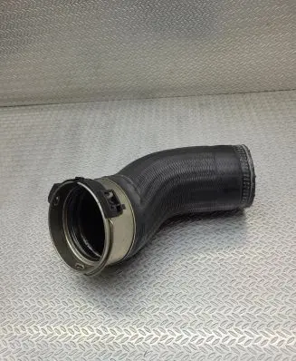 Volvo V40 Intercooler hose/pipe 31338545