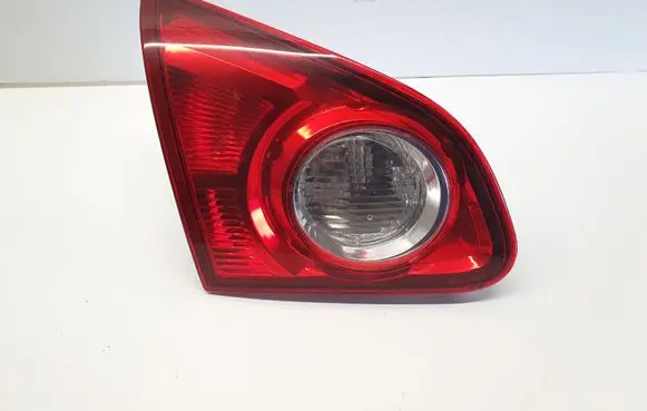 Nissan Qashqai Tailgate rear/tail lights 89071063
