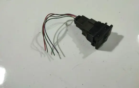 Toyota Auris 150 Headlight level height control switch 8415202040