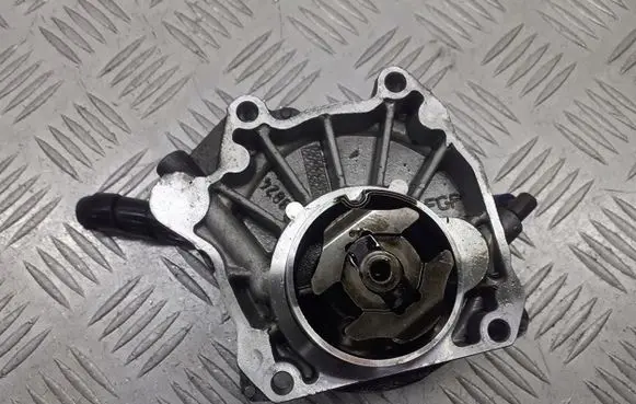 Alfa Romeo 156 Vacuum pump