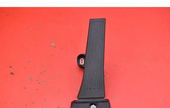 KIA Sportage Accelerator throttle pedal 32700R5110