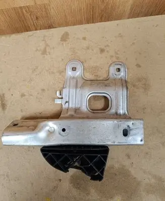 Radiator support slam panel bracket
