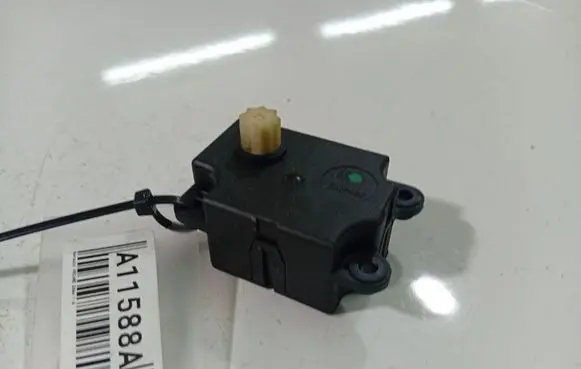 Renault Megane II Air flap motor/actuator