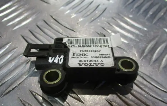 Volvo S40, V40 Airbag deployment crash/impact sensor 30613044A