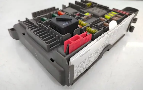 BMW X5 E70 Fuse module 518954021A 693168704 0617973693168704