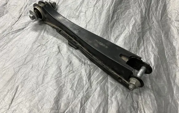 Volvo S60 Rear control arm 31387207 AD97019