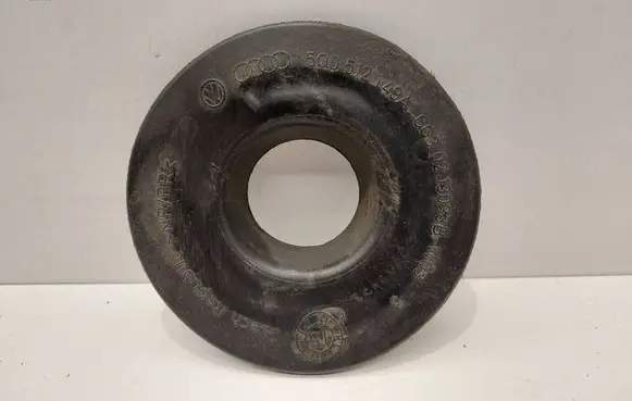 Volkswagen PASSAT B8 Rear coil spring rubber mount 5Q0512149