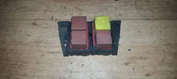 Renault Laguna I Fuse box set