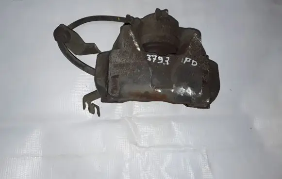Renault Captur Front brake caliper 410018218R