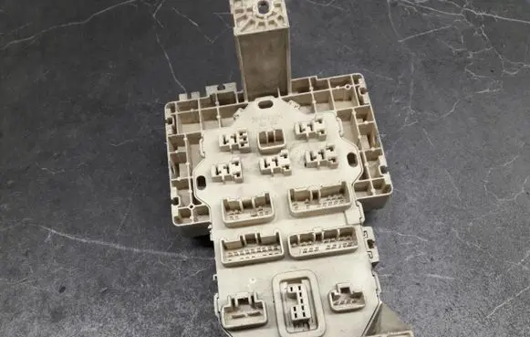 Opel Agila B Fuse box set 36770-51k40