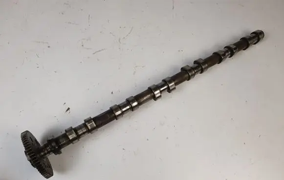 BMW 5 E60 E61 Camshaft 7791580