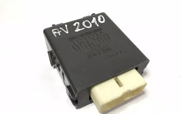 Toyota Avensis T270 Other control units/modules 8597020020
