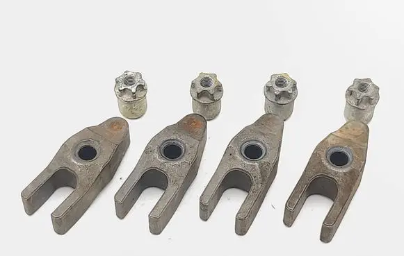 Honda Accord Fuel Injector clamp holder 