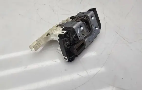 Mercedes-Benz Sprinter W906 Rear door lock 45081168 A9067302000 40921168