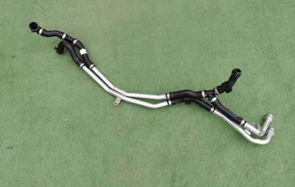 Mercedes-Benz S W223 Engine coolant pipe/hose A2238309902