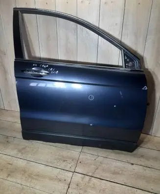 Honda CR-V Front door 