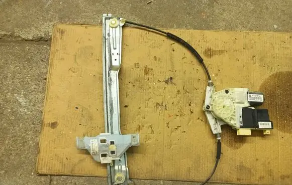 Citroen C4 I Front door window regulator with motor 9657133880 9681576780