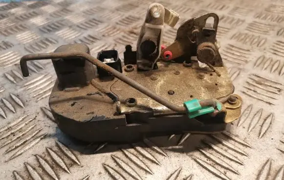 Chrysler 300 - 300C Rear door lock