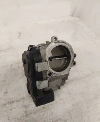 Iveco Daily 5th gen Throttle valve 5801727743