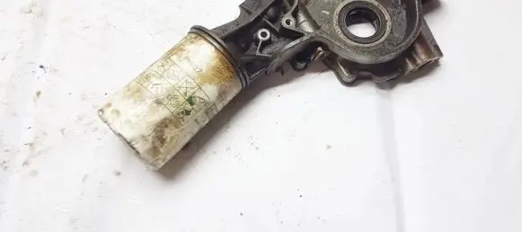 Ford Mondeo MK I Oil pump 938m6604big 938m-6604-big
