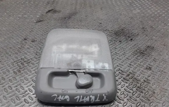 Nissan X-Trail T30 Rear seat light