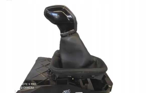 Peugeot Partner III Gear shifter/selector 9814652680