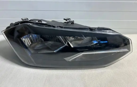 Volkswagen Polo V 6R Headlight/headlamp