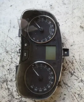 Skoda Fabia Mk2 (5J) Speedometer (instrument cluster) 5J0920910D