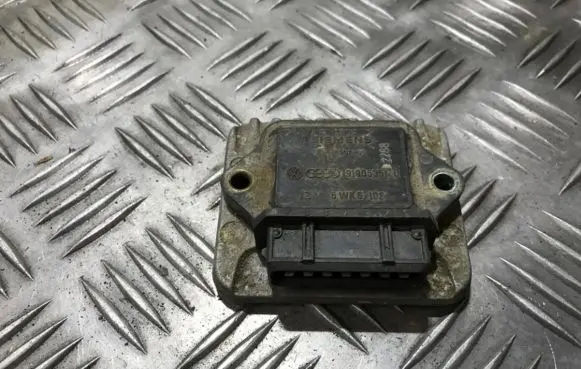 Audi 80 90 B3 Ignition amplifier control unit 191905351c 5wk6102