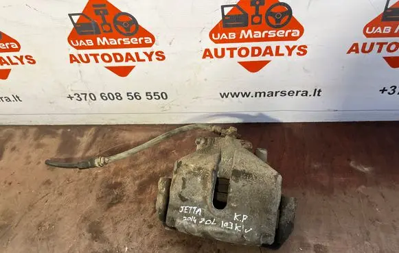 Volkswagen Jetta VI Front brake caliper