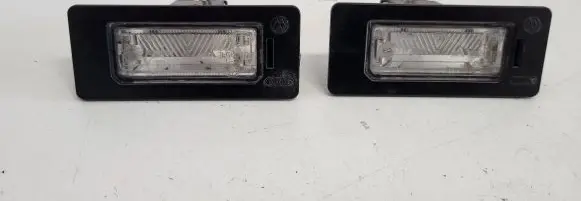 Skoda Fabia Mk2 (5J) Number plate light 8T0943021