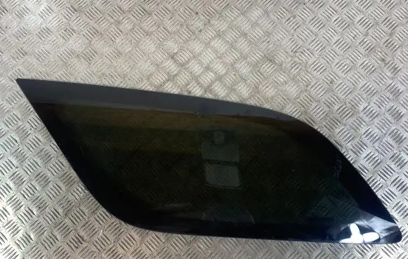 Rear side window