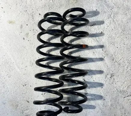 Lexus ES VII XZ10 Rear coil spring