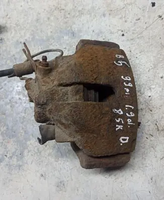 Volkswagen PASSAT B5 Front brake caliper