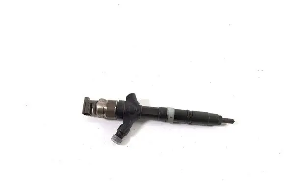 Fuel injector