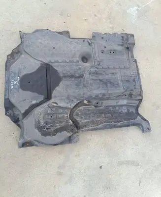 Mercedes-Benz E W212 Engine splash shield/under tray 