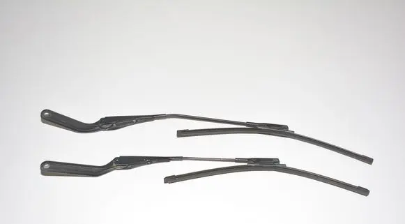 BMW 1 E81 E87 Windshield/front glass wiper blade 7169974 7169973