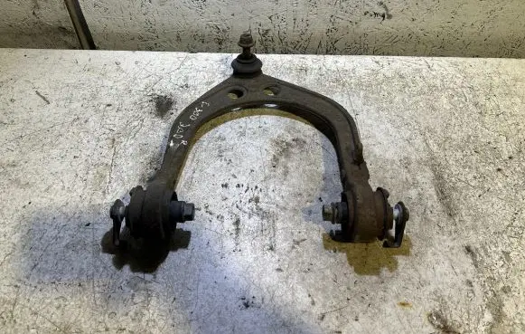Chrysler 300C Front upper control arm/wishbone 