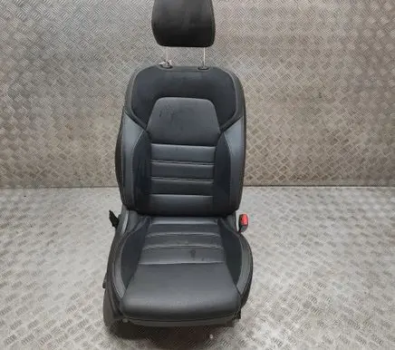 Renault Arkana Front passenger seat 876513829R 873013810R