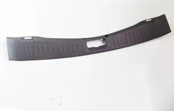 Ford Kuga I Trunk/boot sill cover protection