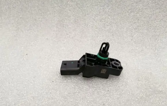 Audi S1 Air pressure sensor 06L906051C