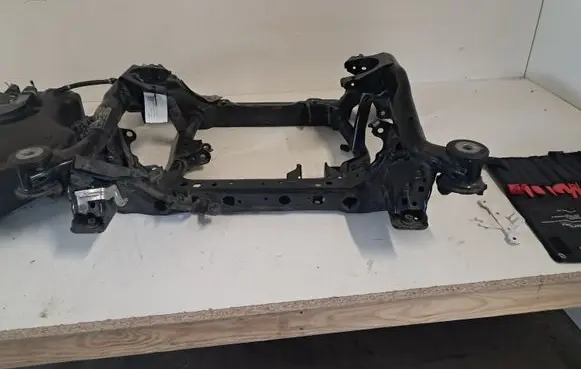 Mercedes-Benz GLE (W166 - C292) Front subframe A1663302200