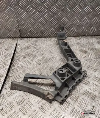 Volkswagen Golf VI Rear bumper mounting bracket 5K6807393C