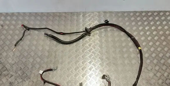 Jeep Grand Cherokee Positive cable (battery) P68322414AB
