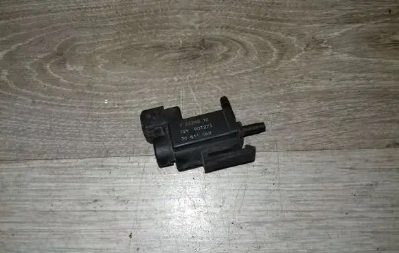 Volvo S80 Vacuum valve 72224010 30611668