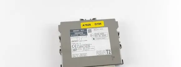 Lexus RX 450H Keyless (KESSY) go control unit/module 8999048081 2325005134