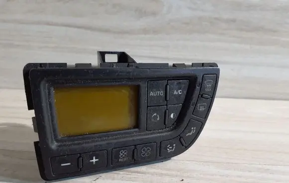 Citroen C4 I Picasso Climate control unit 965086897700